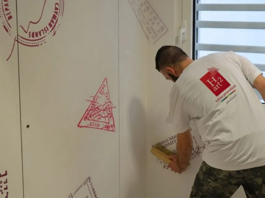 Applicazione decorazione a parete

