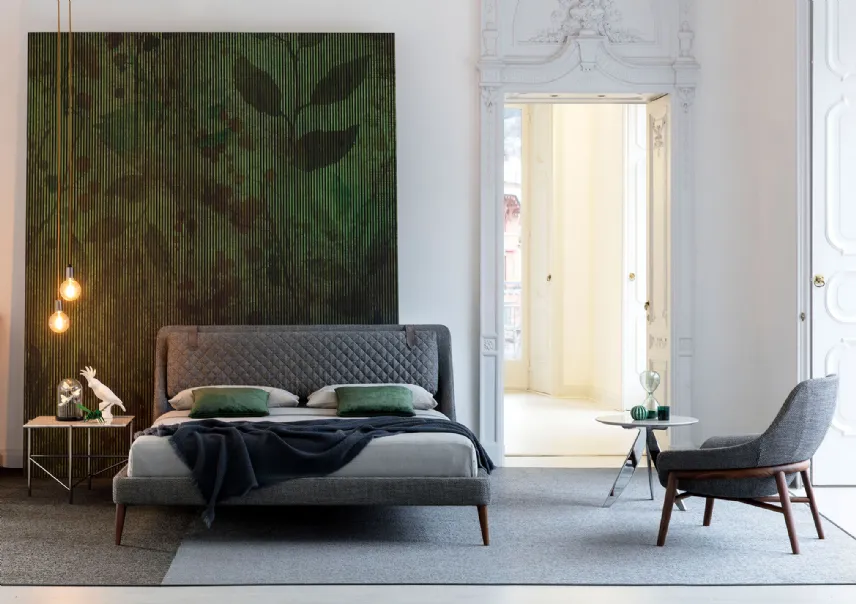 BertO Salotti - Poltrona Hanna con struttura in legno massello